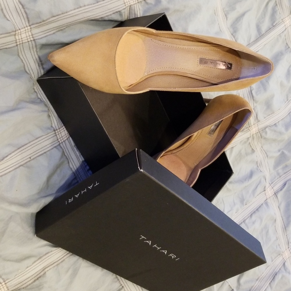 Tahari Designer Shoe